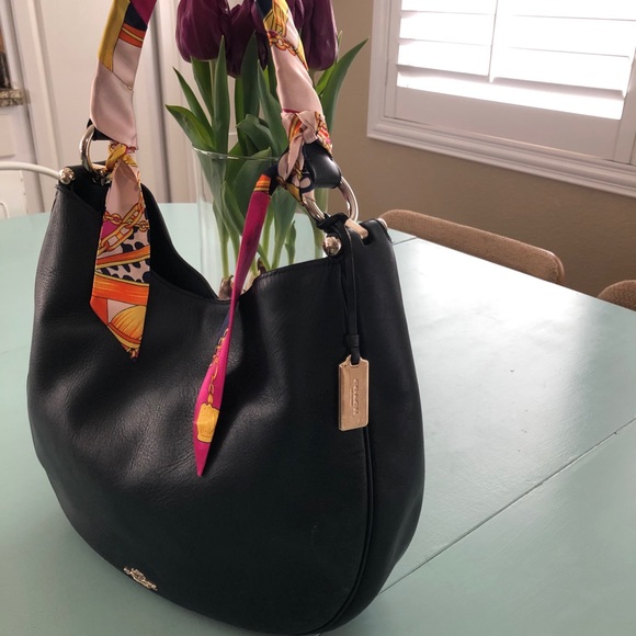 Large Coach shoulder bag. - Picture 3 of 16